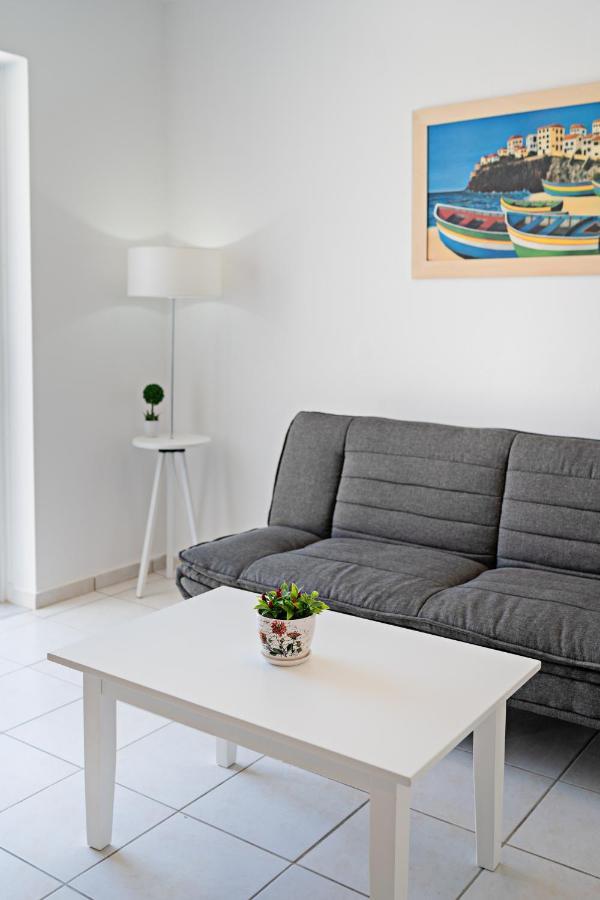 Azure Seaside Apts Magnisía Exteriér fotografie